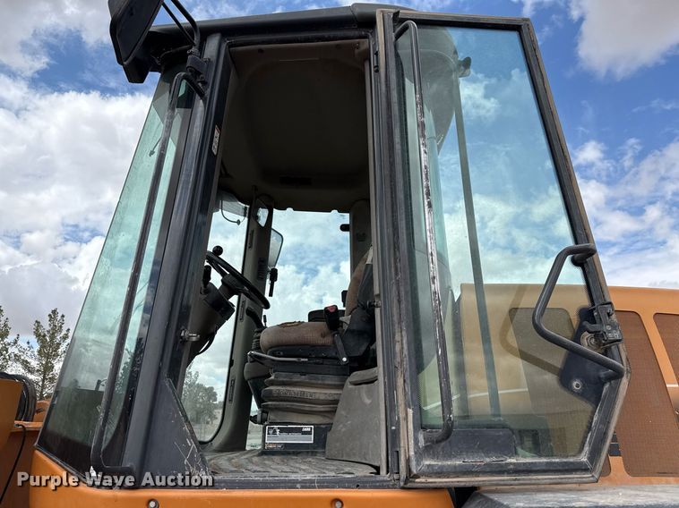 image for item DX5586 2011 Case 621E wheel loader