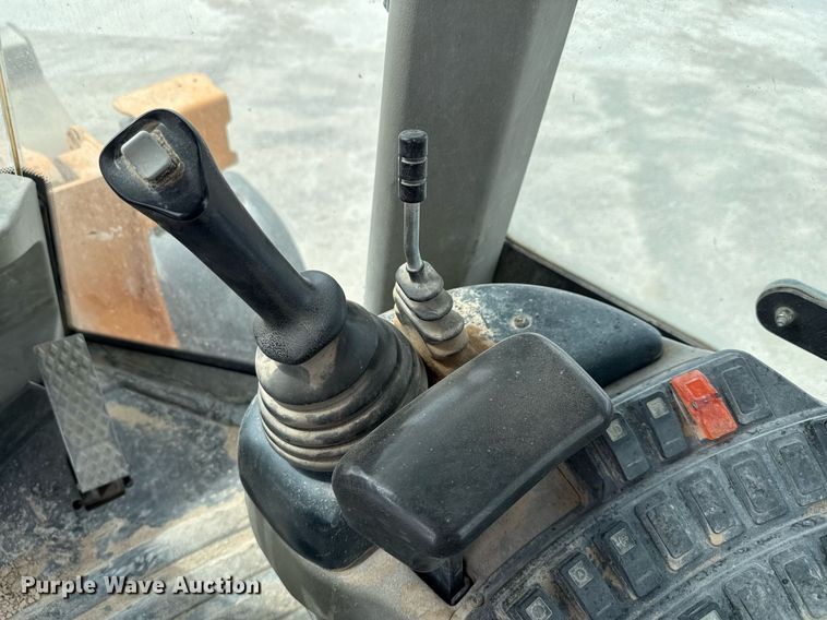 image for item DX5586 2011 Case 621E wheel loader