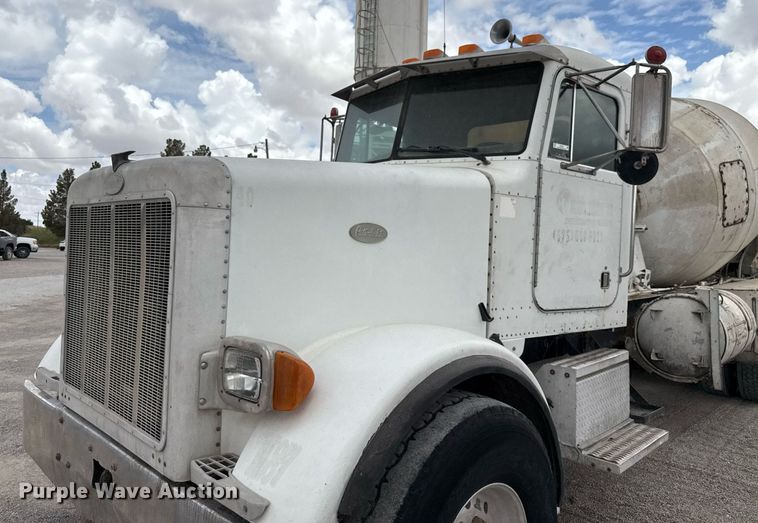 image for item DX5587 1998 Peterbilt 357 ready mix truck