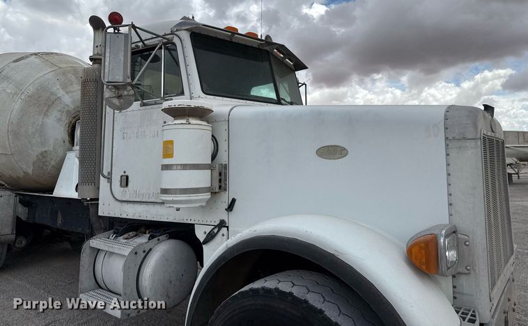 image for item DX5587 1998 Peterbilt 357 ready mix truck
