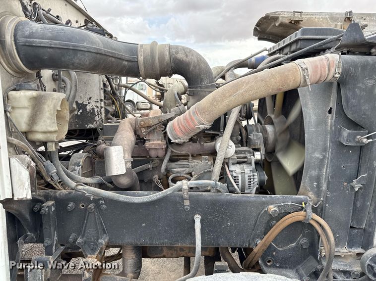 image for item DX5587 1998 Peterbilt 357 ready mix truck