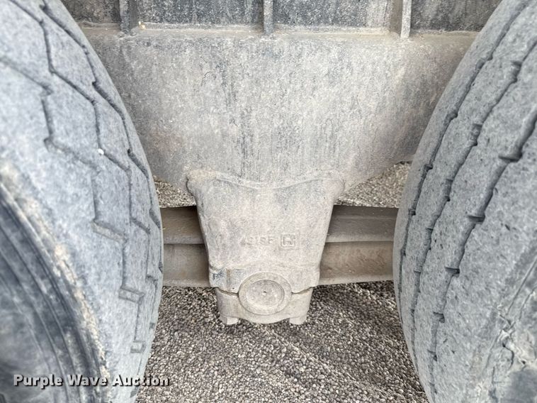 image for item DX5587 1998 Peterbilt 357 ready mix truck