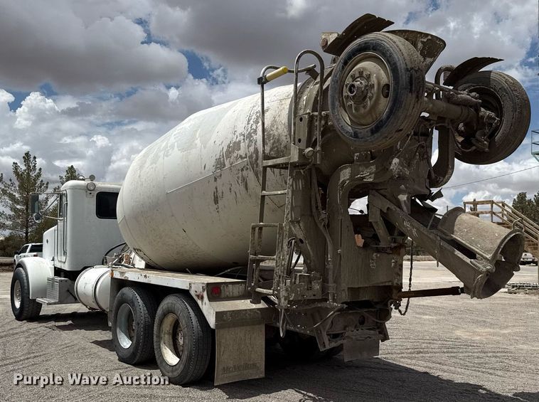image for item DX5588 1998 Peterbilt 357 ready mix truck