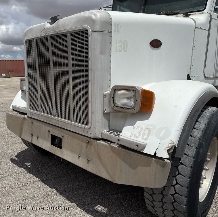 image for item DX5588 1998 Peterbilt 357 ready mix truck