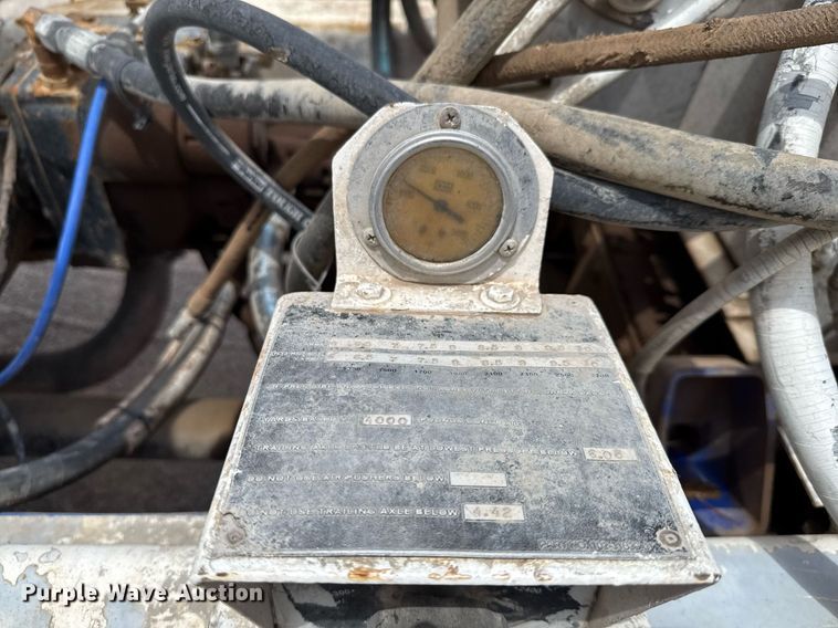 image for item DX5588 1998 Peterbilt 357 ready mix truck