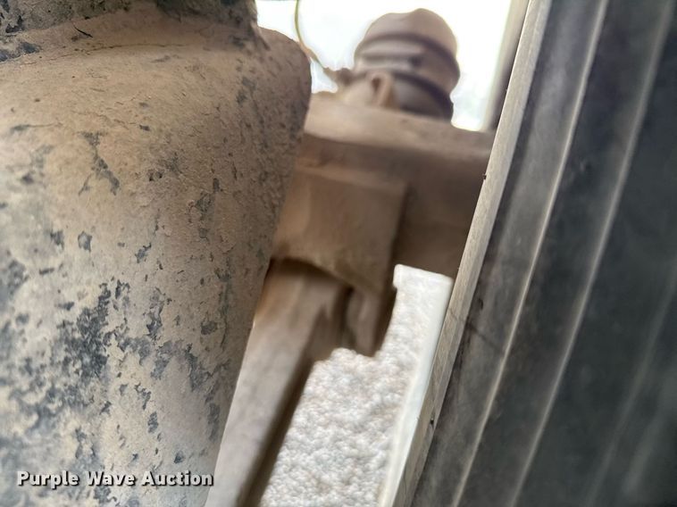 image for item DX5588 1998 Peterbilt 357 ready mix truck