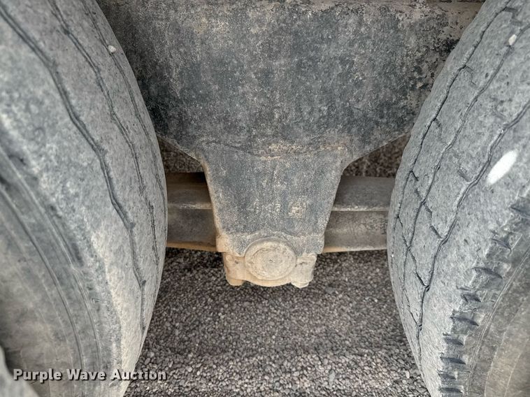 image for item DX5588 1998 Peterbilt 357 ready mix truck