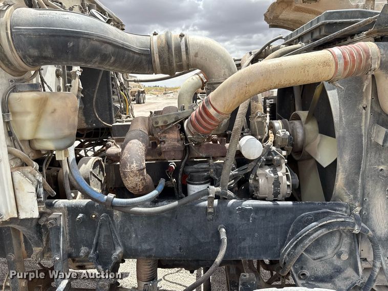 image for item DX5588 1998 Peterbilt 357 ready mix truck