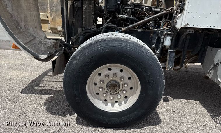 image for item DX5588 1998 Peterbilt 357 ready mix truck