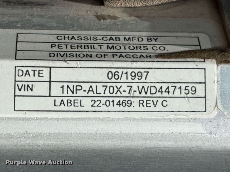 image for item DX5588 1998 Peterbilt 357 ready mix truck