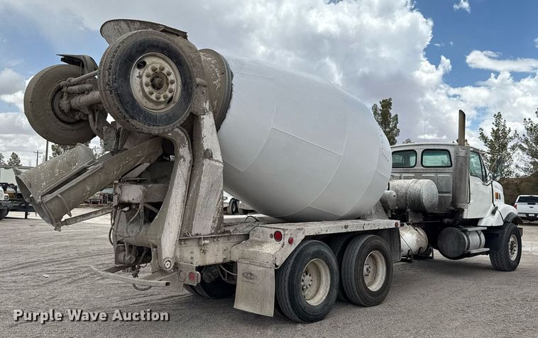image for item DX5590 1998 Ford LT9511 ready mix truck