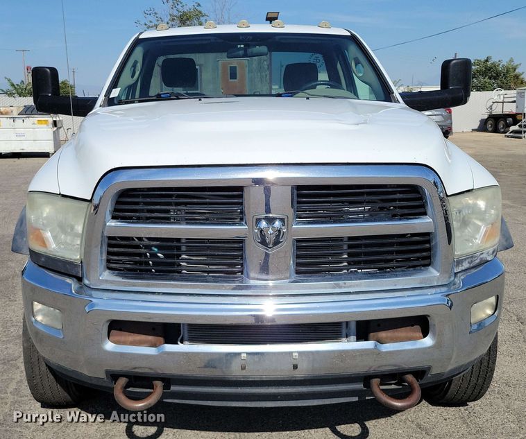 image for item DX7015 2011 Dodge Ram 5500 pickup truck cab and chassis