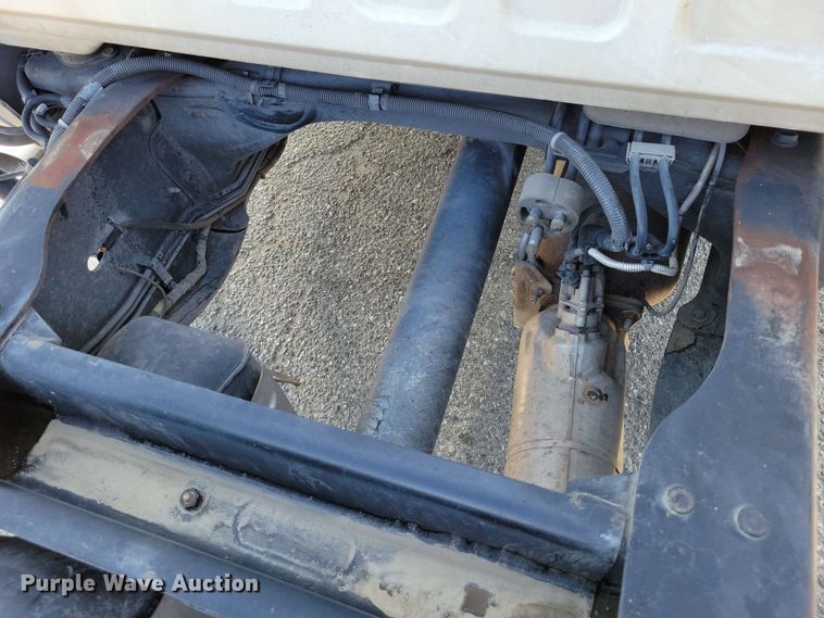 image for item DX7015 2011 Dodge Ram 5500 pickup truck cab and chassis