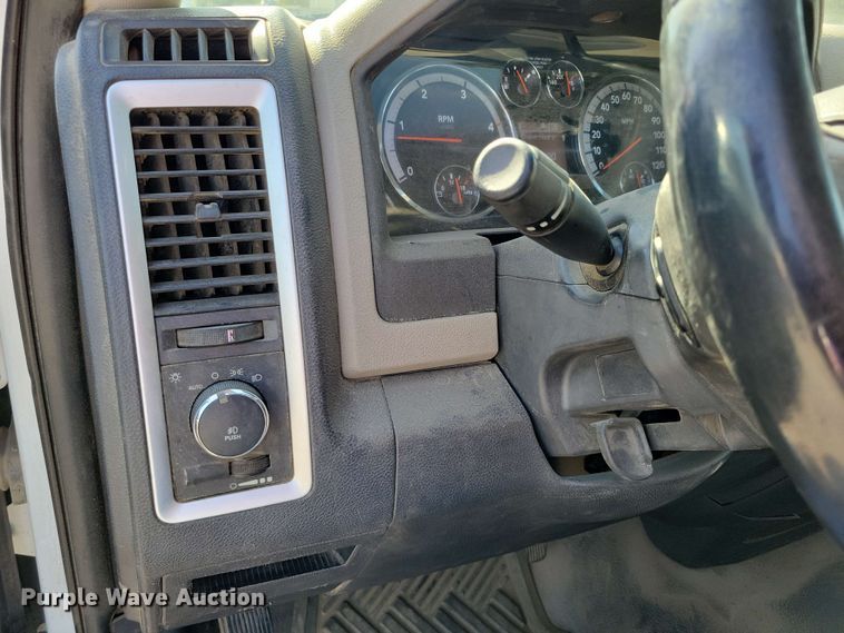 image for item DX7015 2011 Dodge Ram 5500 pickup truck cab and chassis