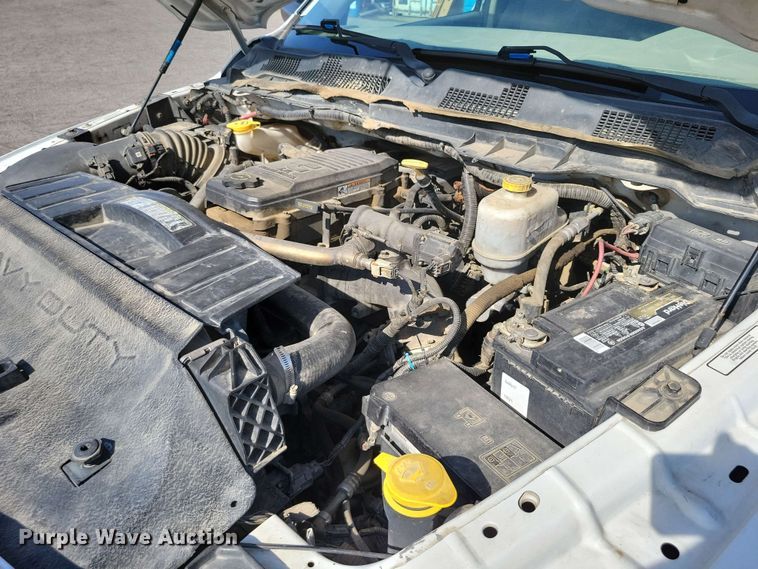 image for item DX7015 2011 Dodge Ram 5500 pickup truck cab and chassis