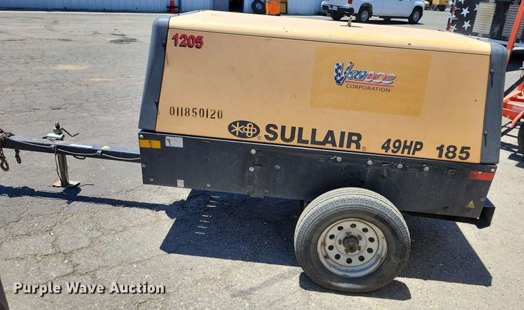 image for item DX7028 Sullair 185 air compressor