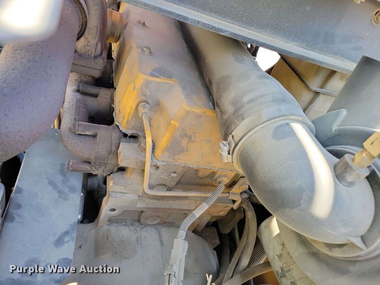 image for item DX7028 Sullair 185 air compressor