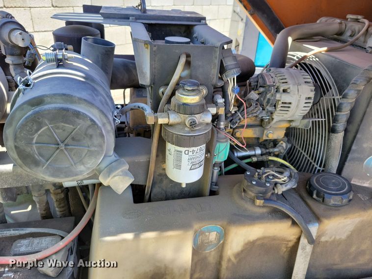 image for item DX7028 Sullair 185 air compressor