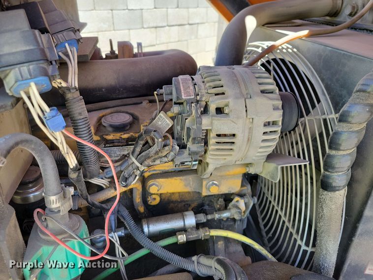 image for item DX7028 Sullair 185 air compressor