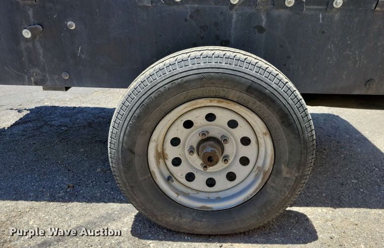 image for item DX7028 Sullair 185 air compressor