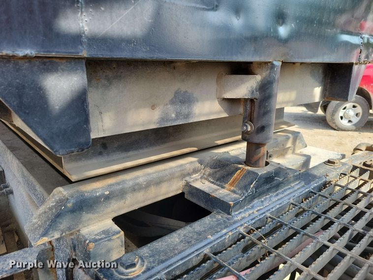 image for item DX7031 2003 Sterling LT8500 grapple crane truck