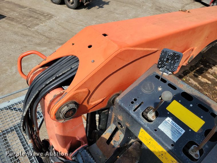 image for item DX7031 2003 Sterling LT8500 grapple crane truck