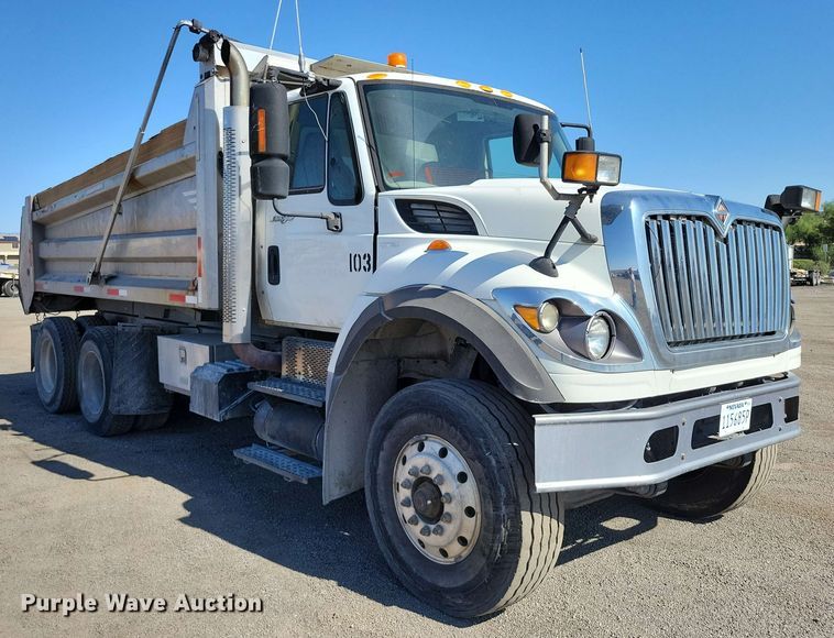 image for item DX7035 2010 International Workstar 7600 dump truck