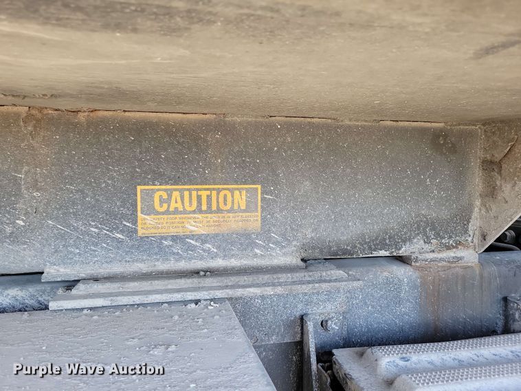 image for item DX7035 2010 International Workstar 7600 dump truck