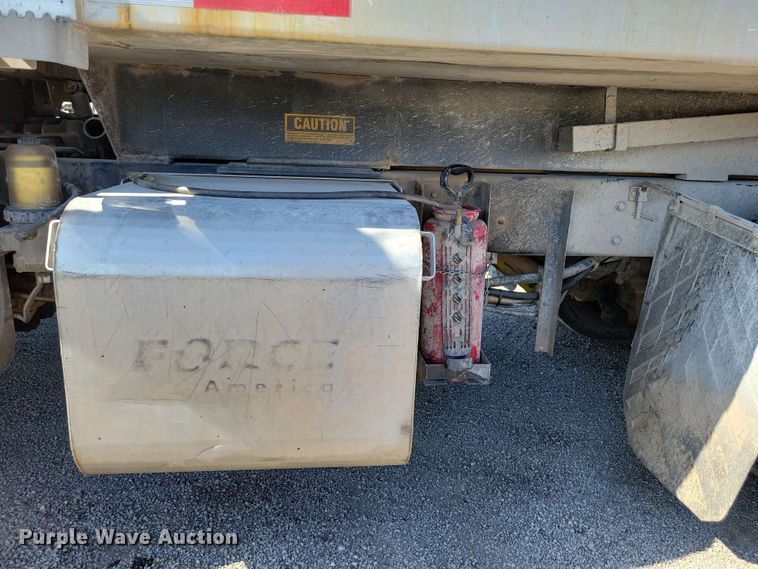 image for item DX7035 2010 International Workstar 7600 dump truck