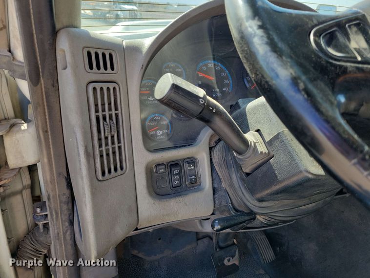 image for item DX7035 2010 International Workstar 7600 dump truck