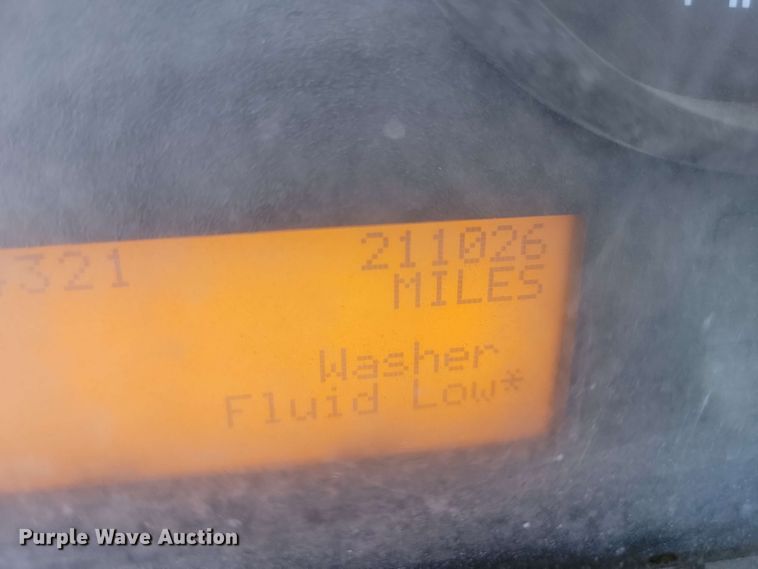 image for item DX7035 2010 International Workstar 7600 dump truck