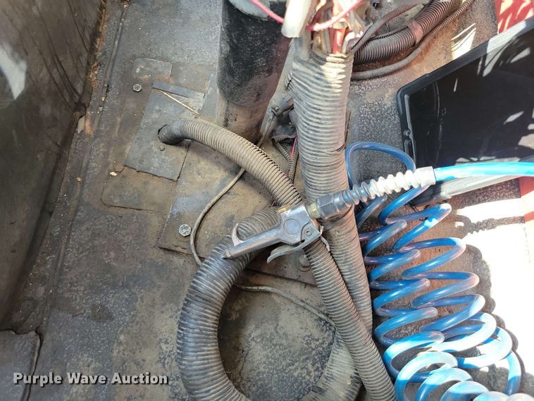 image for item DX7035 2010 International Workstar 7600 dump truck