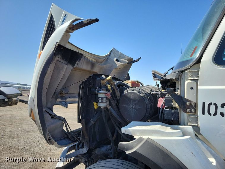 image for item DX7035 2010 International Workstar 7600 dump truck