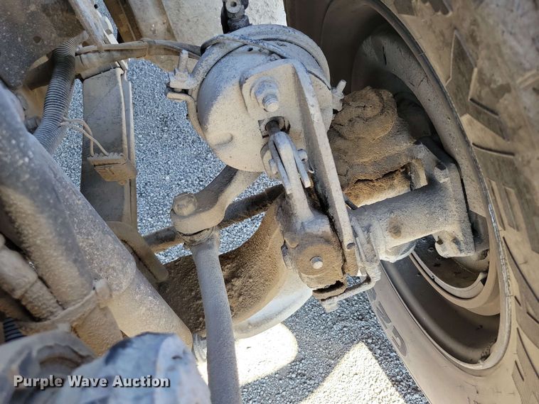 image for item DX7035 2010 International Workstar 7600 dump truck