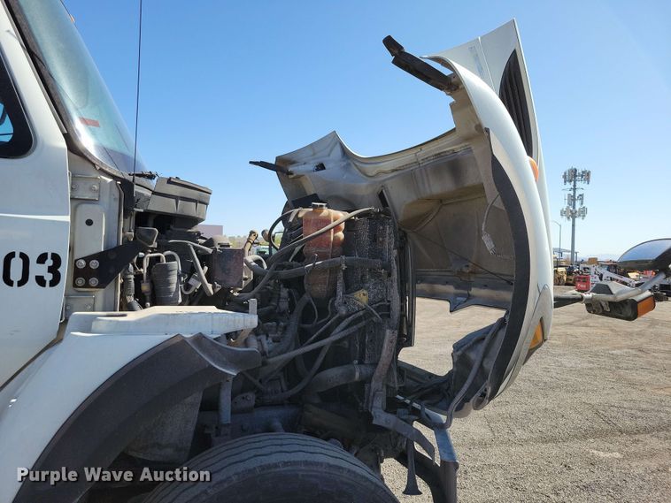 image for item DX7035 2010 International Workstar 7600 dump truck