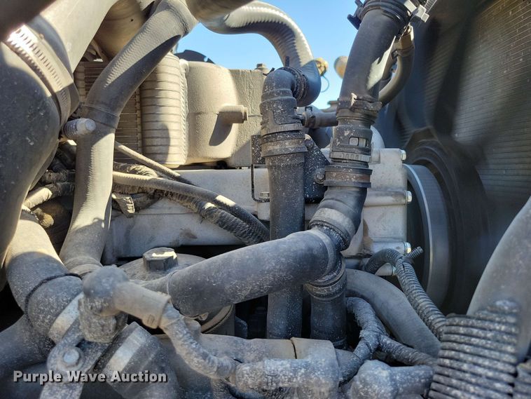 image for item DX7035 2010 International Workstar 7600 dump truck