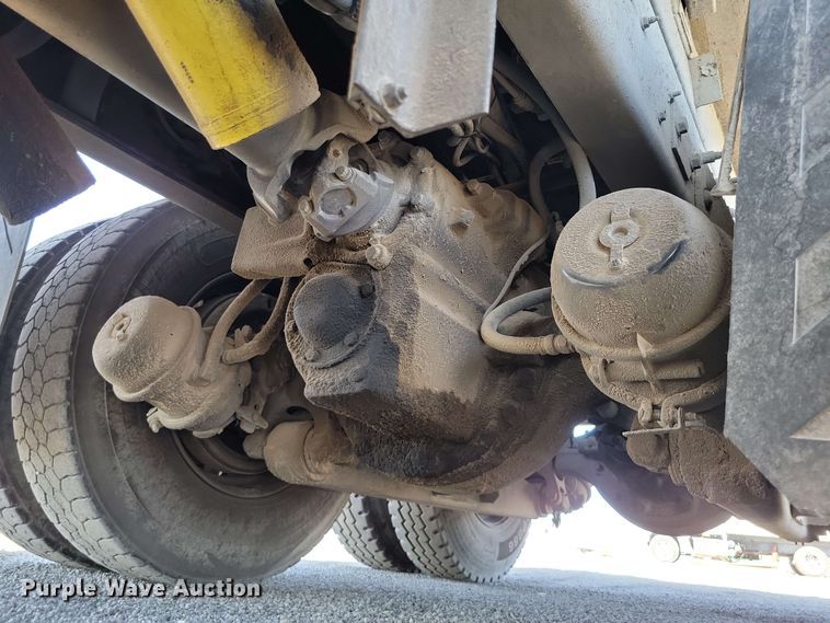 image for item DX7035 2010 International Workstar 7600 dump truck