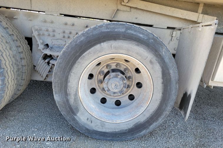 image for item DX7035 2010 International Workstar 7600 dump truck