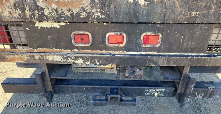 image for item DX7036 2007 Chevrolet Silverado 3500 flatbed pickup truck