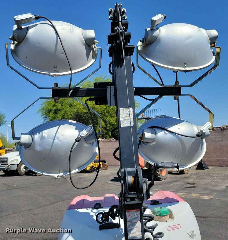 image for item DX7037 2017 Generac Magnum MLT6SK light plant