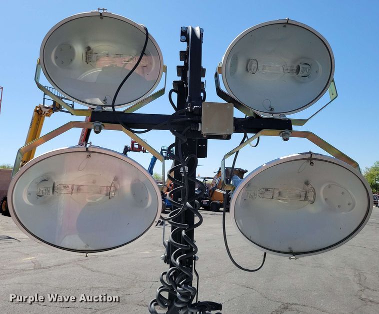 image for item DX7037 2017 Generac Magnum MLT6SK light plant