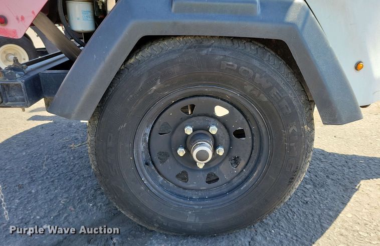 image for item DX7037 2017 Generac Magnum MLT6SK light plant