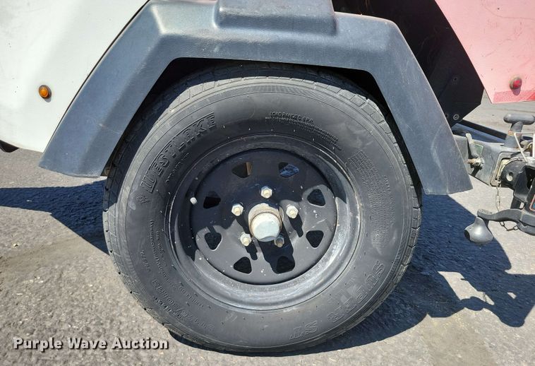 image for item DX7037 2017 Generac Magnum MLT6SK light plant