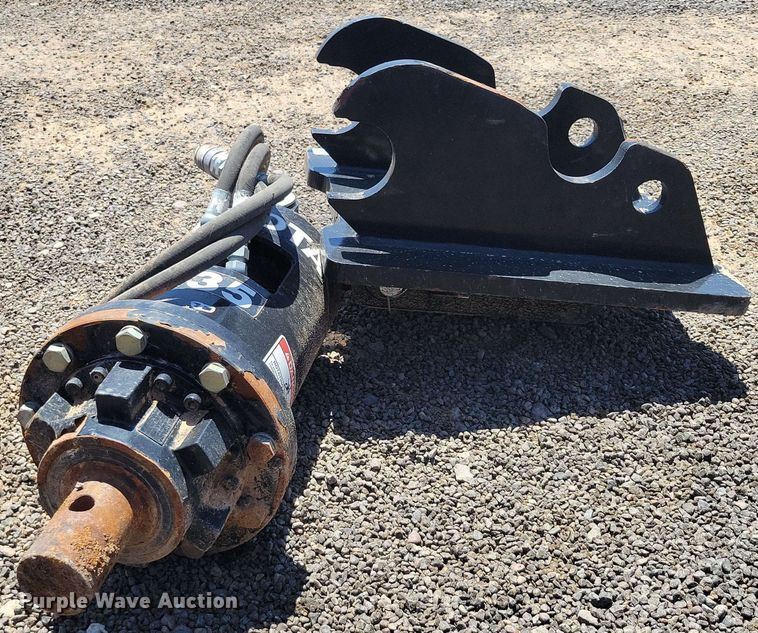 image for item DX7040 Kubota EA35 mini excavator auger