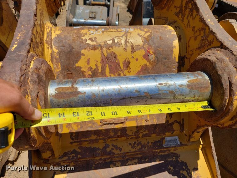 image for item DX7050 Caterpillar 30