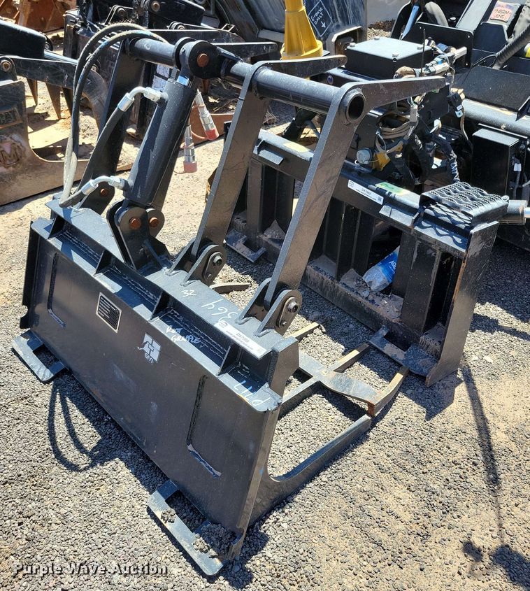 image for item DX7068 2024 GIYI 42