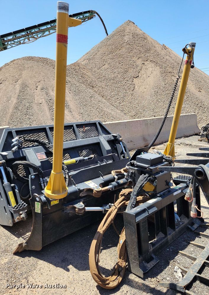 image for item DX7069 Caterpillar 91