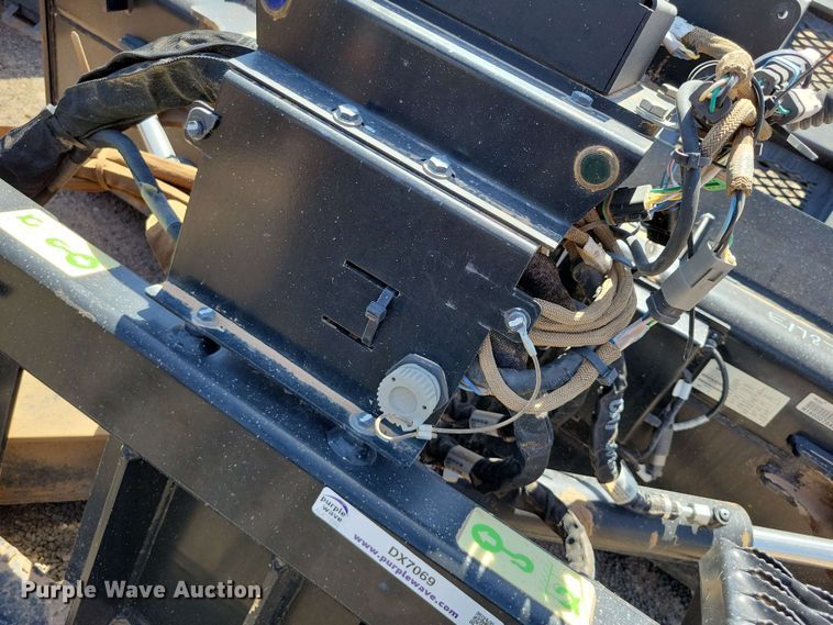 image for item DX7069 Caterpillar 91