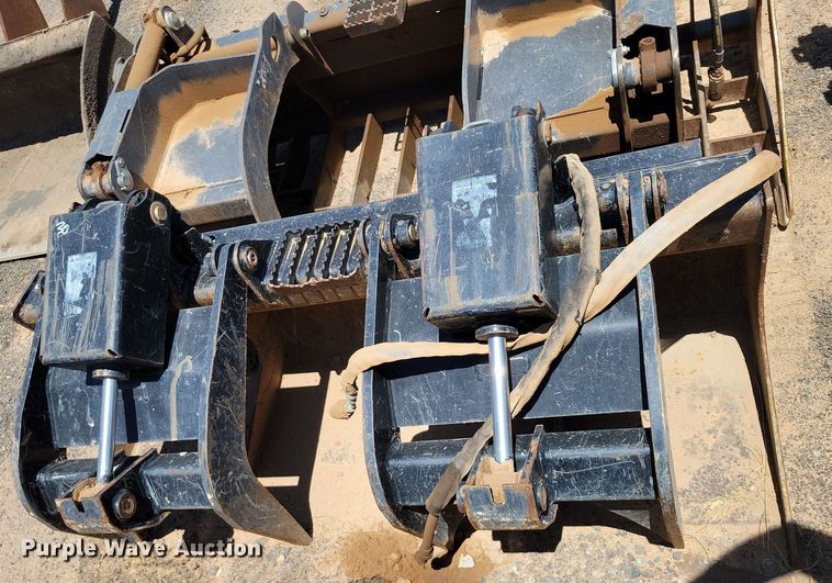 image for item DX7070 Caterpillar 67