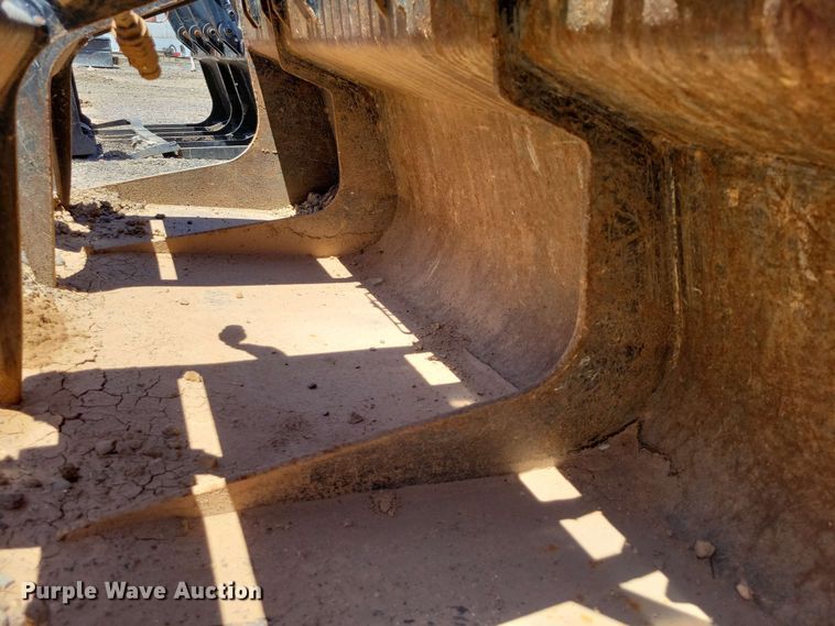 image for item DX7070 Caterpillar 67